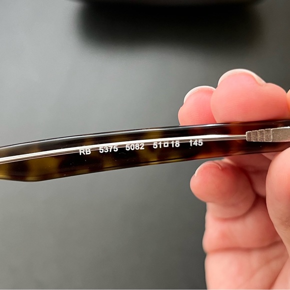 RayBan glasses - Picture 3 of 4